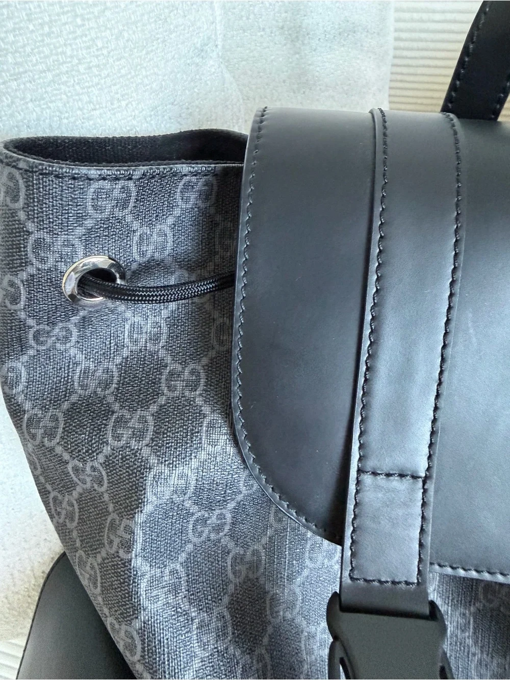 Gucci Black GG Canvas Backpack with Red-Blue Webbing never used